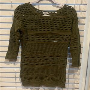 Old Navy Women's Knit Sweater in Olive